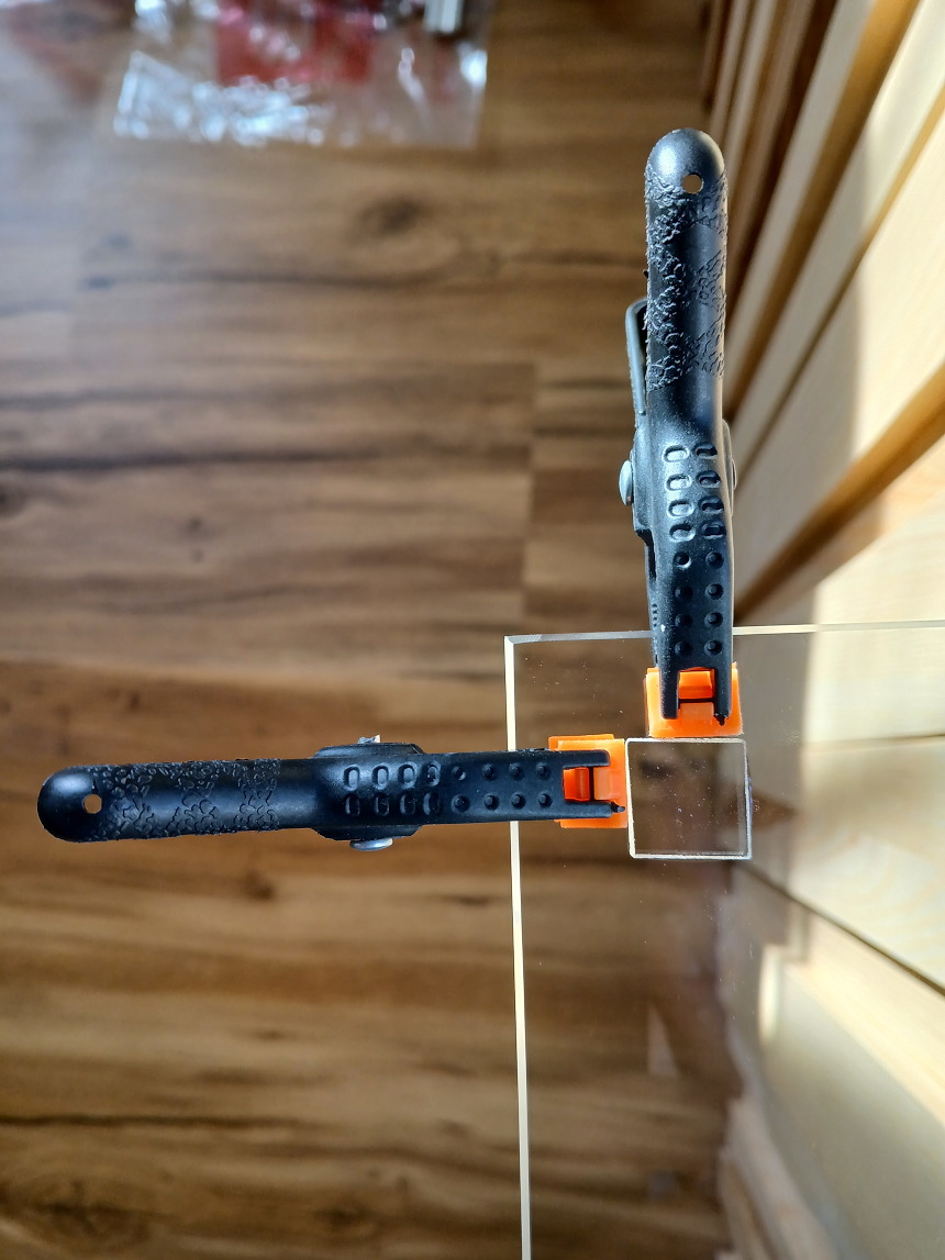 34Scheiben verkleben